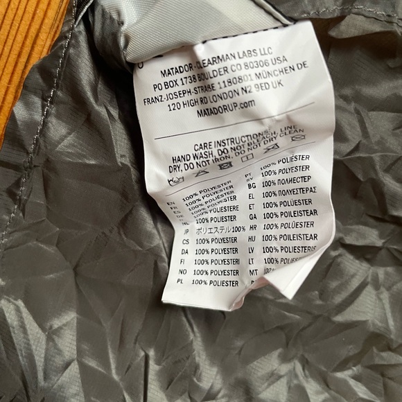 NWOT Matador Pocket Blanket Mini, Arctic White - Picture 6 of 8